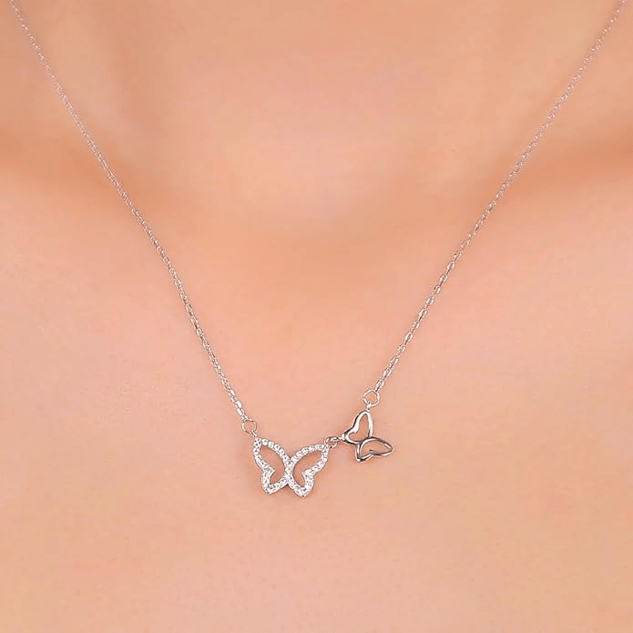 IEFWELL Butterfly Necklace in silver